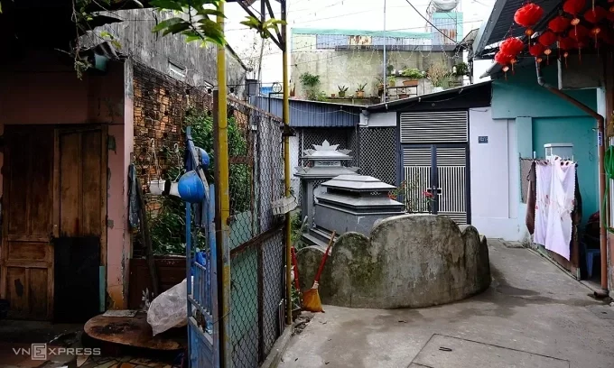 Дананг перенесет почти 400 000 могил в связи с ускоренным строительством высокоскоростной железной дороги во Вьетнаме