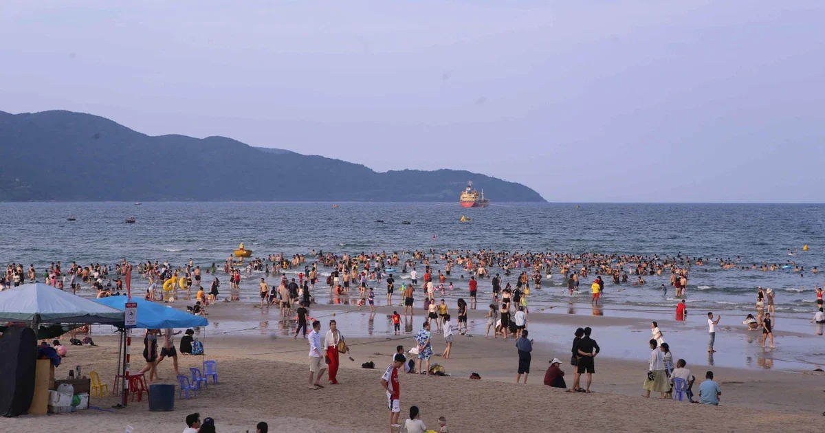 Да Нанг привлекает посетителей захватывающей программой пляжных фестивалей и культурных мероприятий.