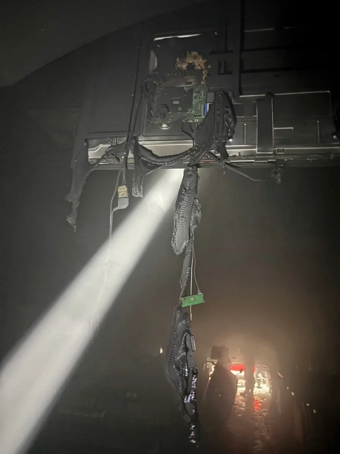 Иностранные рабочие выбрались через окно, спасаясь от пожара в ресторане в Нячанге