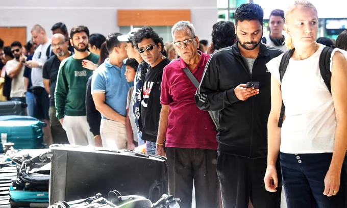 Спрос на авиаперевозки остаётся стабильным во время праздников Дня воссоединения и Дня труда